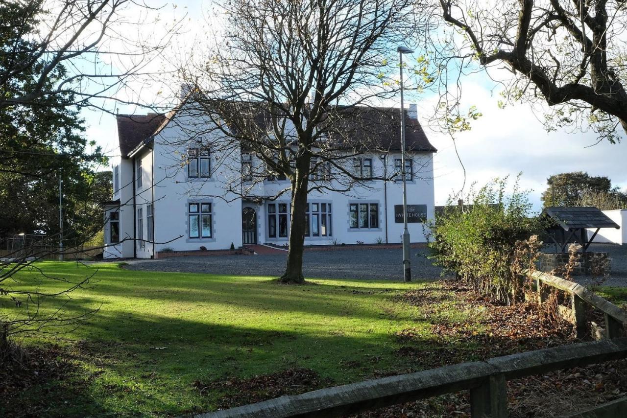 The Whitehouse Peterlee Hotel Exterior photo